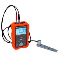 Aparat cu ultrasunete pentru masurat grosimea peretilor pieselor NOVOTEST UT-1M