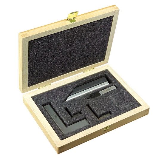 Set vincluri si rigla fir de par, Schut